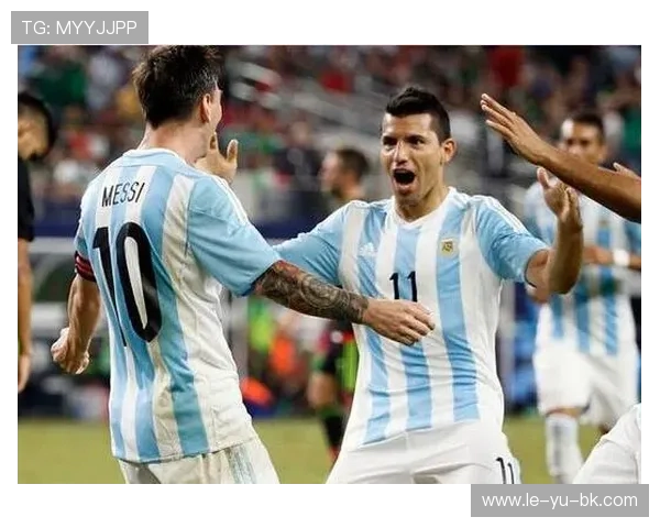 阿尔瓦雷斯：从阿根廷崭露头角到曼城锋线新星的成长之路