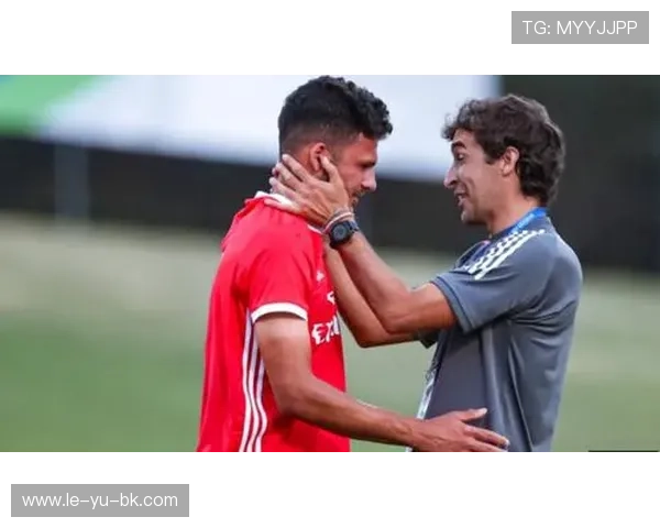 河床！百年豪门的王者法则，凭啥能永远站在足球之巅？