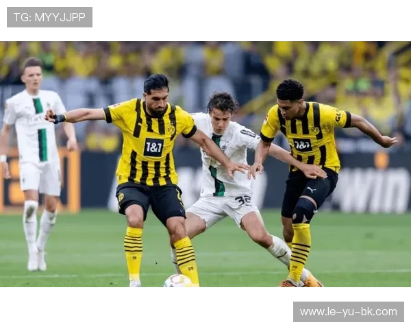 快速传导+边路突击,门兴进攻体系展现德甲效率美学 快速传导+边路突击,门兴进攻体系展现德甲效率美学