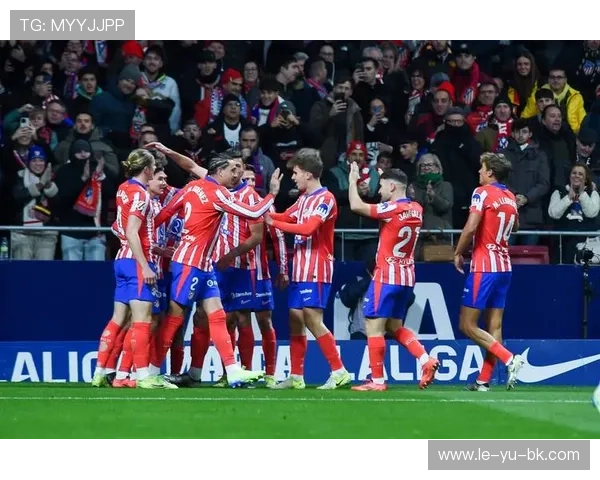 塞维利亚防线稳定性存疑，主场虽强客场却波动不断